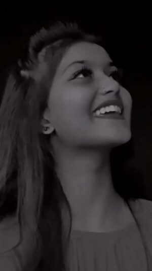 Diya Instagram - Sad song #viral #love #sad #reels #trending #babygirl #beauty #beautiful