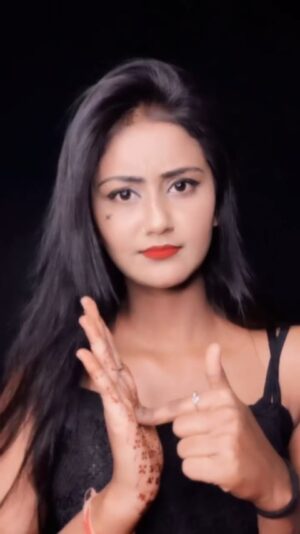 Diya Instagram - Attitude #attitude #reel #beautiful #beauty #viral #instagram