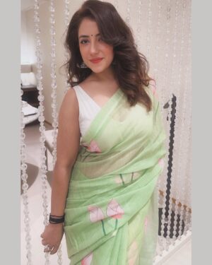 Dolly Chawla Instagram - 🍀