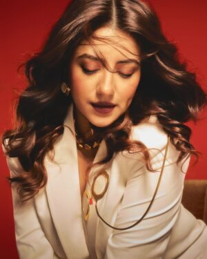 Dolly Chawla Instagram - 📸 @the_souhardyabiswas 

#vibe #love #meera #tummawtummtak #🫰🏻