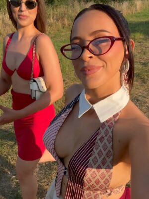 Dominika Mirgová Instagram - Piatkový @lovestreamfestival ♥️ 

Styling/vizáž/vlasy @jessica.malba 🔥