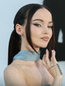 Actress Dove Cameron HD Photos and Wallpapers September 2025
