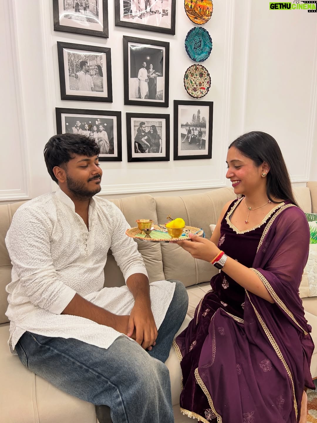 Dr Aishwarya - 887 Likes - Rakhi special 🌸🫶🏻
.
.
.
.
#rakhi #rakhispecial #sisters #sisterhood