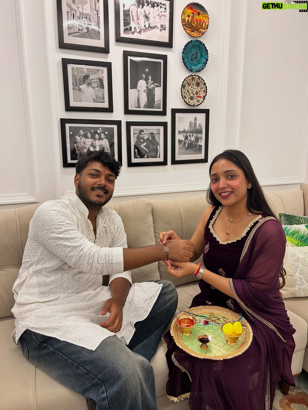 Dr Aishwarya - 887 Likes - Rakhi special 🌸🫶🏻
.
.
.
.
#rakhi #rakhispecial #sisters #sisterhood