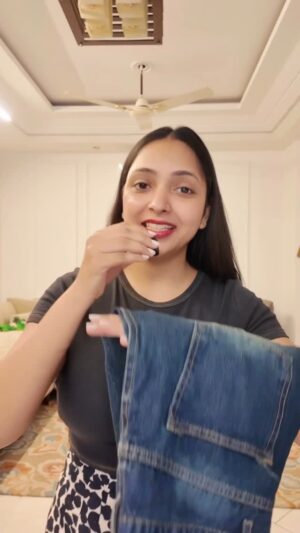 Dr Aishwarya Instagram - Worth every penny!! Comment for the linksšøš
.
.
.
.
#meesho #haul #viral #viraljeans #jeans