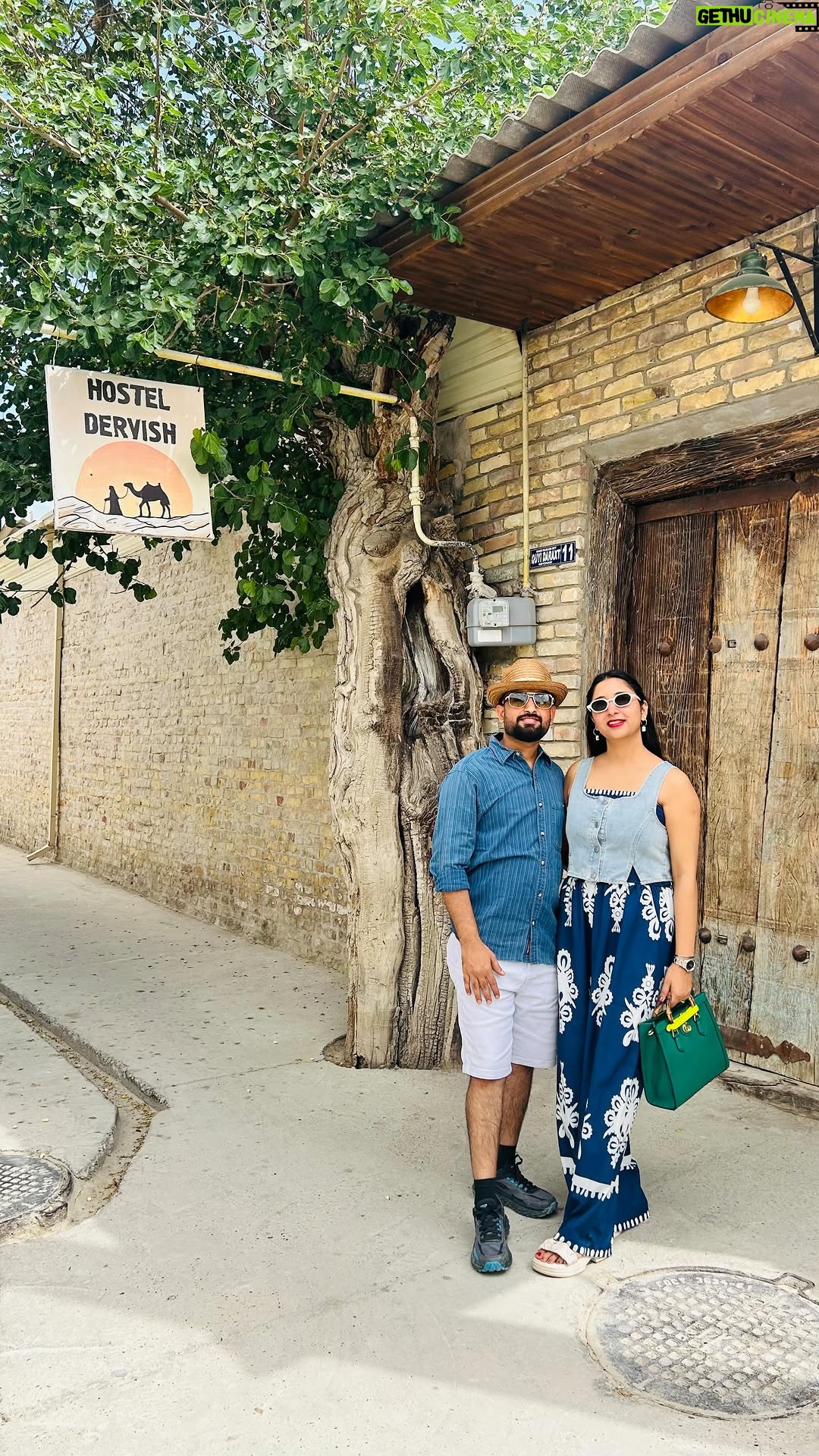 Dr Aishwarya - 49.2K Likes - मनपसंद ज़िन्दगी मिलती नहीं…बनानी पड़ती है।।
.
.
.
.
#newhome #success #successful #sucessmindset #newhomeowners