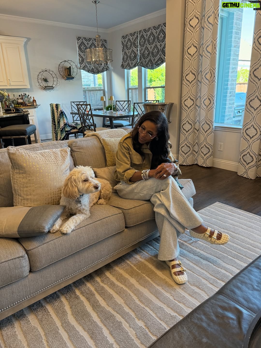 Dr. Jackie Walters - 12.2K Likes - Recently I traveled to Dallas, Texas to celebrate one of my baby @charlieee.danielle senior night and this is what happened…. Everyone who knows me knows I am not a dog person. In fact, let’s be real… I’ve been downright afraid of dogs since childhood. But this weekend, my friend’s sweet Georgia had a mission — and that mission was me.

She followed me from room to room, leaned on me, stared straight into my soul like she was saying, “Ma’am, I will be your friend.” I tried to resist. I failed.

By the end of the day, I was still a little nervous… but also a little amazed. Maybe 3% less afraid, 10% more impressed, and 100% convinced that dogs have intuition.

Sometimes love shows up in fur, paws, and pure persistence.