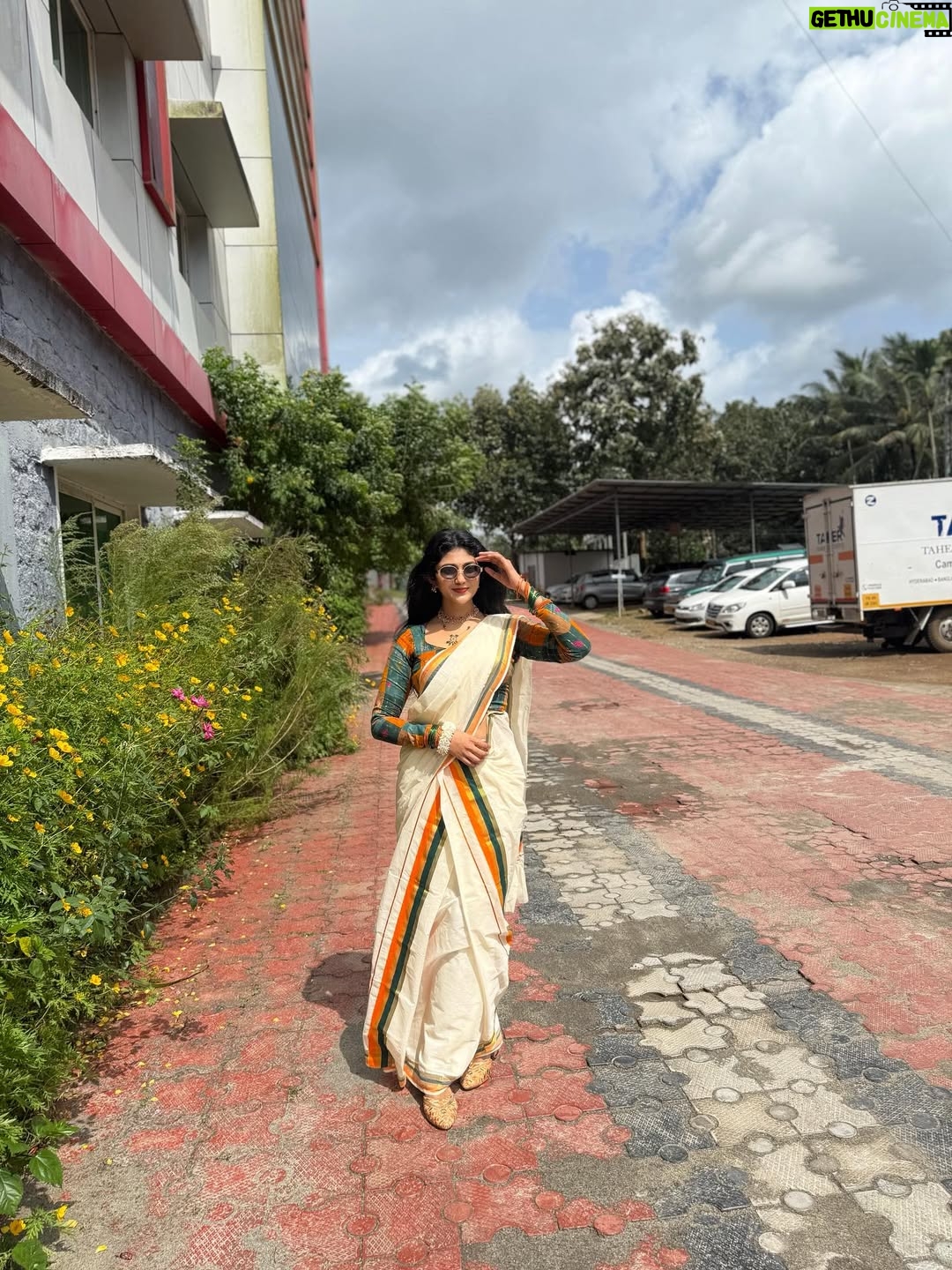 Drishya Raghunath - 66.5K Likes - Happy onam from DOSE 🫶🏻

Wearing : @abhiramam_ 🌻

#drishya #drishyaraghunath
