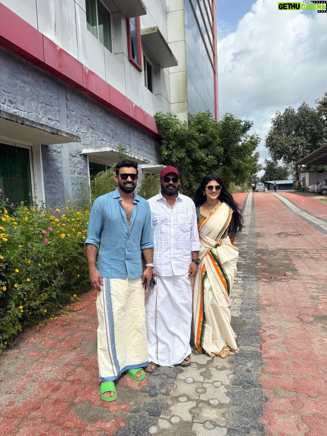 Drishya Raghunath - 66.5K Likes - Happy onam from DOSE 🫶🏻

Wearing : @abhiramam_ 🌻

#drishya #drishyaraghunath