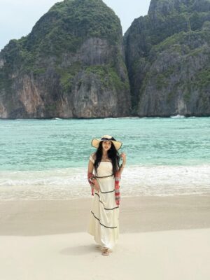 Drishya Raghunath Instagram - 🐚🥥🪷🌊🐠

Travel agent: @clubtravalet.official 

#thailand #outfit #beachoutfit #drishya #drishyaraghunath