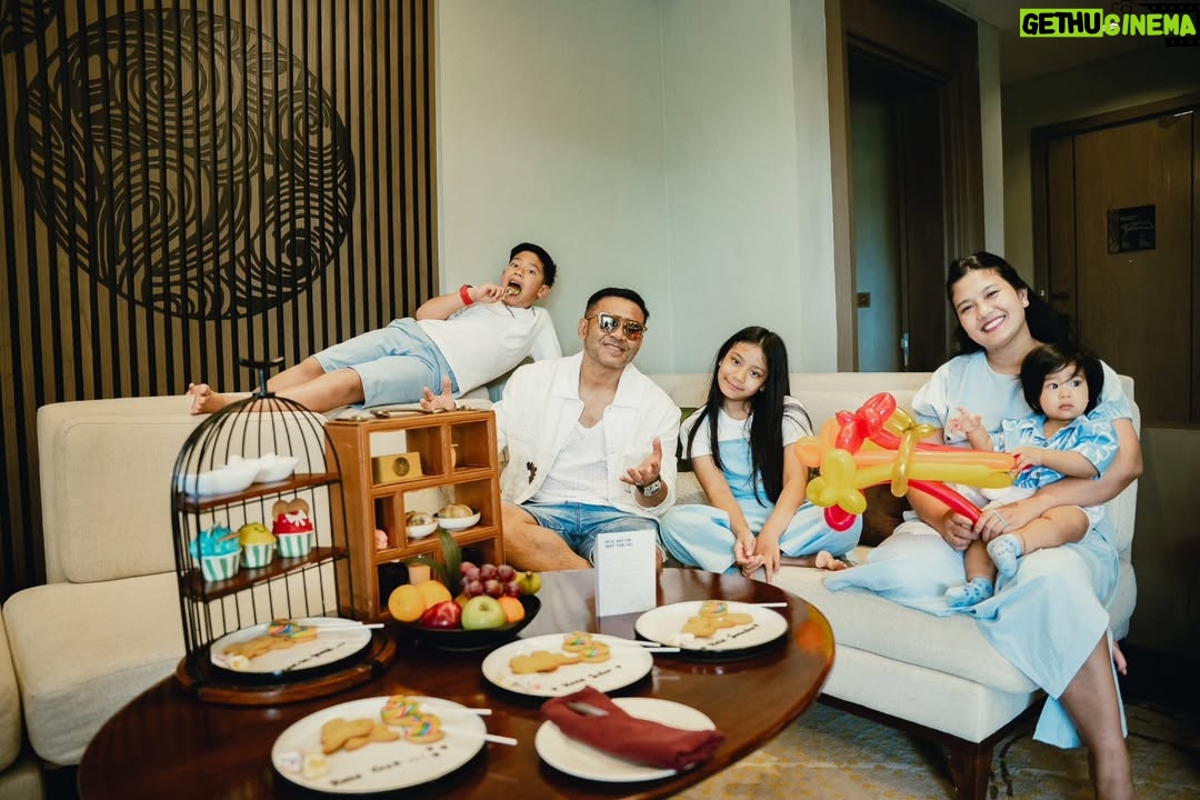 Duma Riris Silalahi - 8.6K Likes - Family always comes first..❤️

Beautiful stay @pullmanciawivimalahills 

See you next time.. 🥰