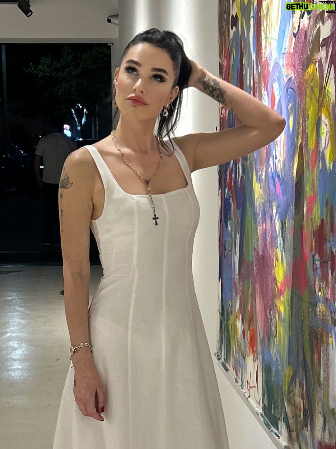 Duygu Şen - 9.7K Likes - Yazın bitmesine kaç saat kaldı?  #summer 📸 By @huliss 🤍