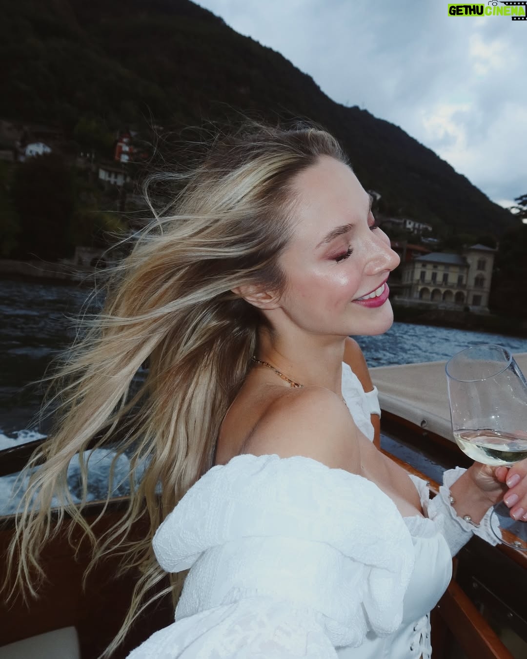 Ecenaz Üçer - 23.1K Likes - Lake Como 🤍🕊️Magical🪄
#FashionLovesKIKO
#KIKOMilano
@KIKOMilano
@kikomilanoturkey 
#reklam