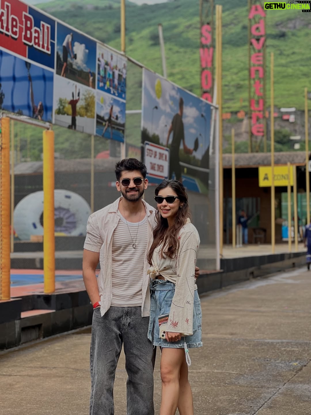 Eisha Singh - 214.8K Likes - We had an absolute blast @dellaresortsandadventure — luxury living, breathtaking views, monsoon magic, the thrill of adventure, and dining 150 ft above ground at the Sky Garden. Truly a getaway to remember ✨❤️ 

#AvinashMishra #EishaSingh