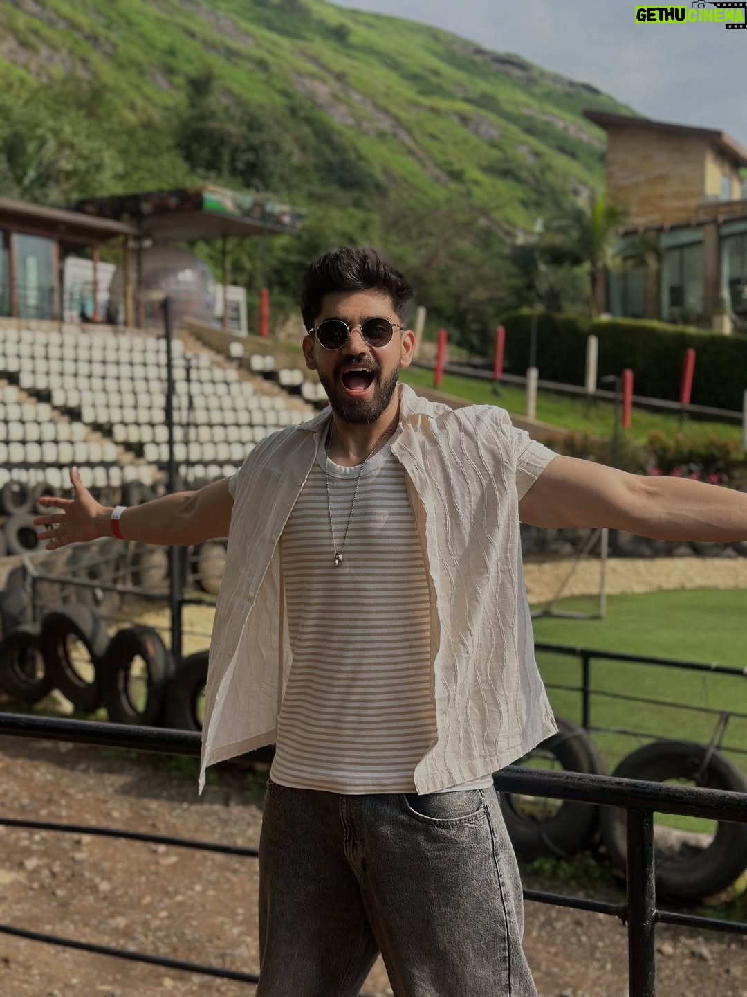 Eisha Singh - 214.8K Likes - We had an absolute blast @dellaresortsandadventure — luxury living, breathtaking views, monsoon magic, the thrill of adventure, and dining 150 ft above ground at the Sky Garden. Truly a getaway to remember ✨❤️ 

#AvinashMishra #EishaSingh