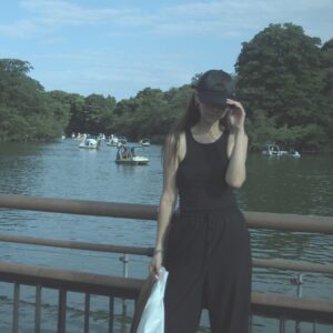 Elaiza Ikeda Instagram - 母と散歩
