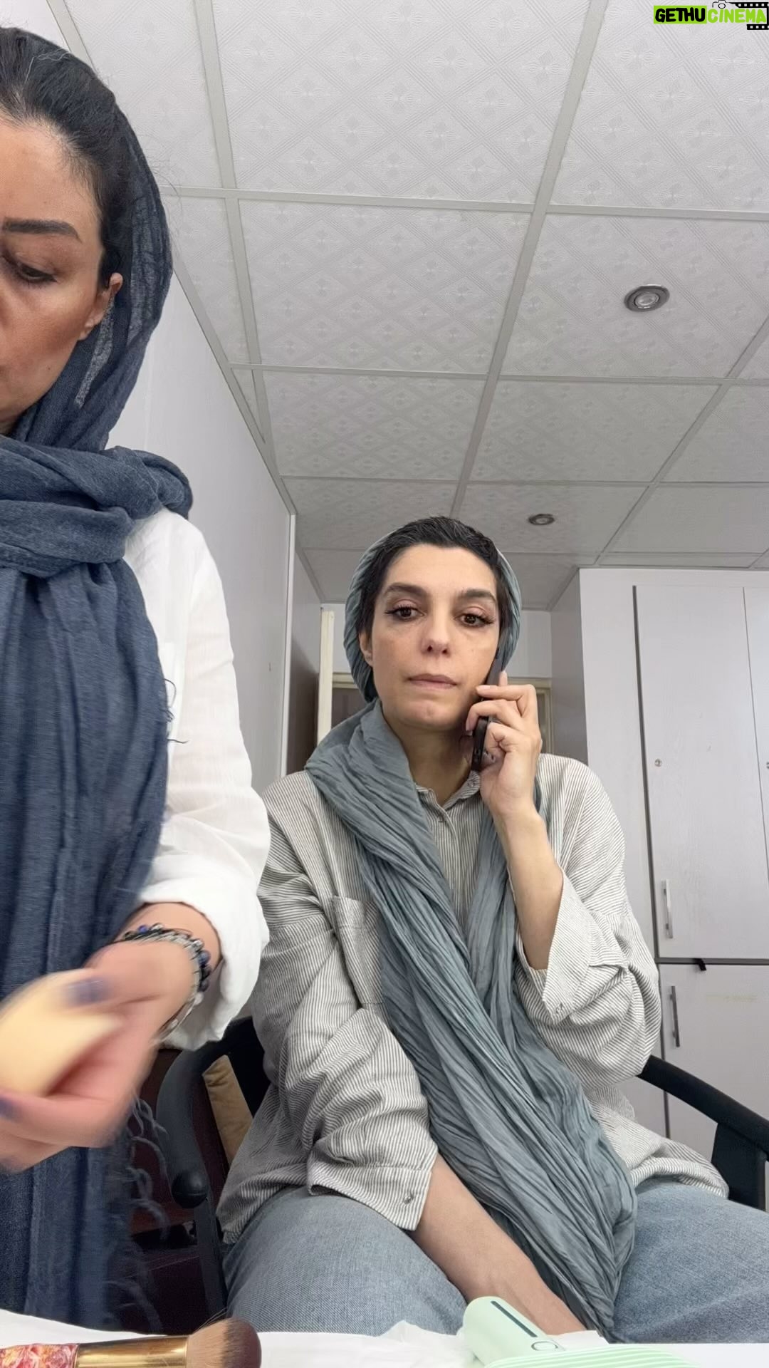 Elika Abdolrazzaghi - 22.3K Likes - .
نمایشِ«شاه‌لیر؛ روایتی آهنگین»، با استقبال چشم‌گیر تماشاگران، پنجشنبه و جمعه، هفتم و هشتم خرداد، دو سانسه شد و شنبه دهم خرداد، اجرایی فوق‌العاده (ساعت نوزده) خواهد داشت.
.
سالنِ اصلیِ تئاتر شهر
خرید بلیت: tiwall.com
.
نویسنده: ویلیام شکسپیر
کارگردان: الیکا عبدالرزاقی
تهیه‌کننده: علی اوجی
مترجم و ترانه‌سرا: حسن علیشیری
مجری طرح: حمید خرم‌طوسی
با تشکر از مهدی مرودشتی
.
کنون نو شود داستان کهن… 
حامی مالی: ویپاد | دیجیتال‌بانک پاسارگاد  @wepod_ir
.
بخشی از ترانه‌ی «باید کاری کرد» بر اساسِ قطعه‌ی:
Uprising
 آهنگساز: گروه Muse
تنظیم‌ِ دوباره: وحید مهراد
میکس و مستر: آرش خیام
#طراح گریم:استاد بابک اسکندری
#تورج ثمینی پور
#ارش فرد
#ثمین احمدی زاده
#نسرین اجرلو
#ساسان شاهلو
#پرنیا