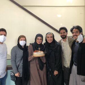 Elika Abdolrazzaghi Instagram - تولدت مبارک مریم شیرازی جون 🎂🎂🎂🎂🎂😍😍😍😍🍥🍥🍥
سر ضبط سریال جدید در کنار گروه ماه و دوست داشتنی#maryamshirazi #elikaabdolrazaghi #مریم_شیرازی #الیکاعبدالرزاقی #art #هنر