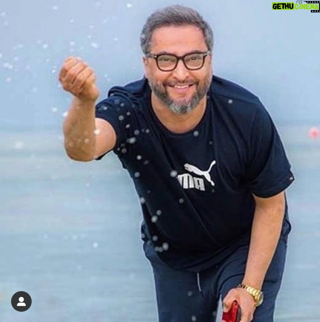 Elika Abdolrazzaghi - 38.8K Likes - آقای میناوند مهربان و دوست داشتنی بدرود 🖤🖤🖤#واکسن_بخرید #واکسن_کرونا_مطالبه_ملی#مهردادمیناوند