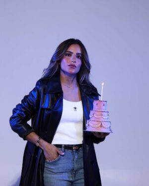 Eman Faisal Instagram - Another candle to blow 🎈