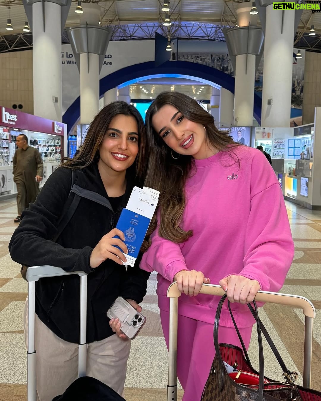 Eman Faisal - 7.3K Likes - 