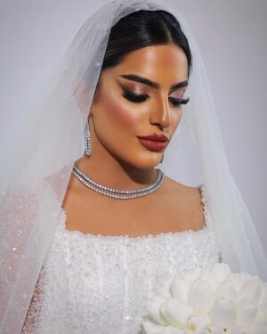Eman Faisal Instagram - #مسلسل_بعد_غيابك_عني
كل الشكر لماشا ستور على هذا الفستان الرائع
@mashaa_evenings
.
Makup artist @esraa.makeupartistt
.
Stylist @dr.desho
.
@dream.picturesss