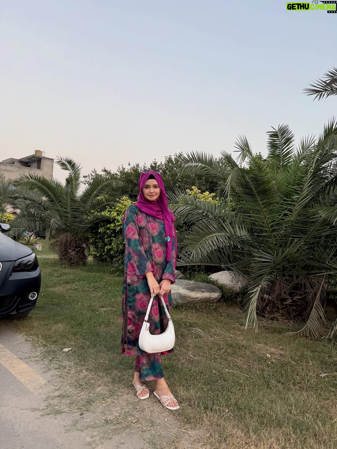 Eman Shehzadi - 18.9K Likes - 🙂❤️‍🩹 

.
.
.
#eman #emanshehzadi #insta #instapost #hijabigirl