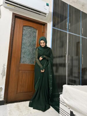 Eman Shehzadi Instagram - Saari From @rsm_collection 

.
.
.
#eman #emanshehzadi #hijabigirl #insta #instapost