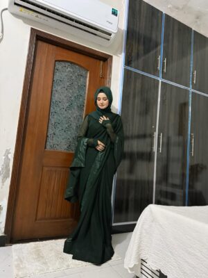 Eman Shehzadi Instagram - Saari From @rsm_collection 

.
.
.
#eman #emanshehzadi #hijabigirl #insta #instapost