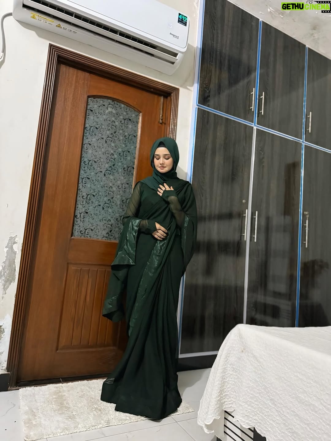 Eman Shehzadi - 22.8K Likes - Saari From @rsm_collection 

.
.
.
#eman #emanshehzadi #hijabigirl #insta #instapost