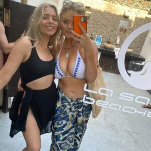 Emily Atack Instagram - Nothing will ever be as fun as meeting your friends at the airport, reeking of fake tan, everyone hysterical, lying to yourself that you’ll go and buy a nice book. Instead, choosing a bott for the journ, then off you pop to have the time of your lives ✈️🏖️🥂🍤🍸☀️🍾