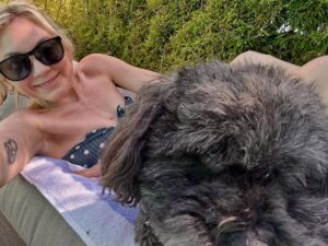Emily Kinney Instagram - 😎 ✨🦁