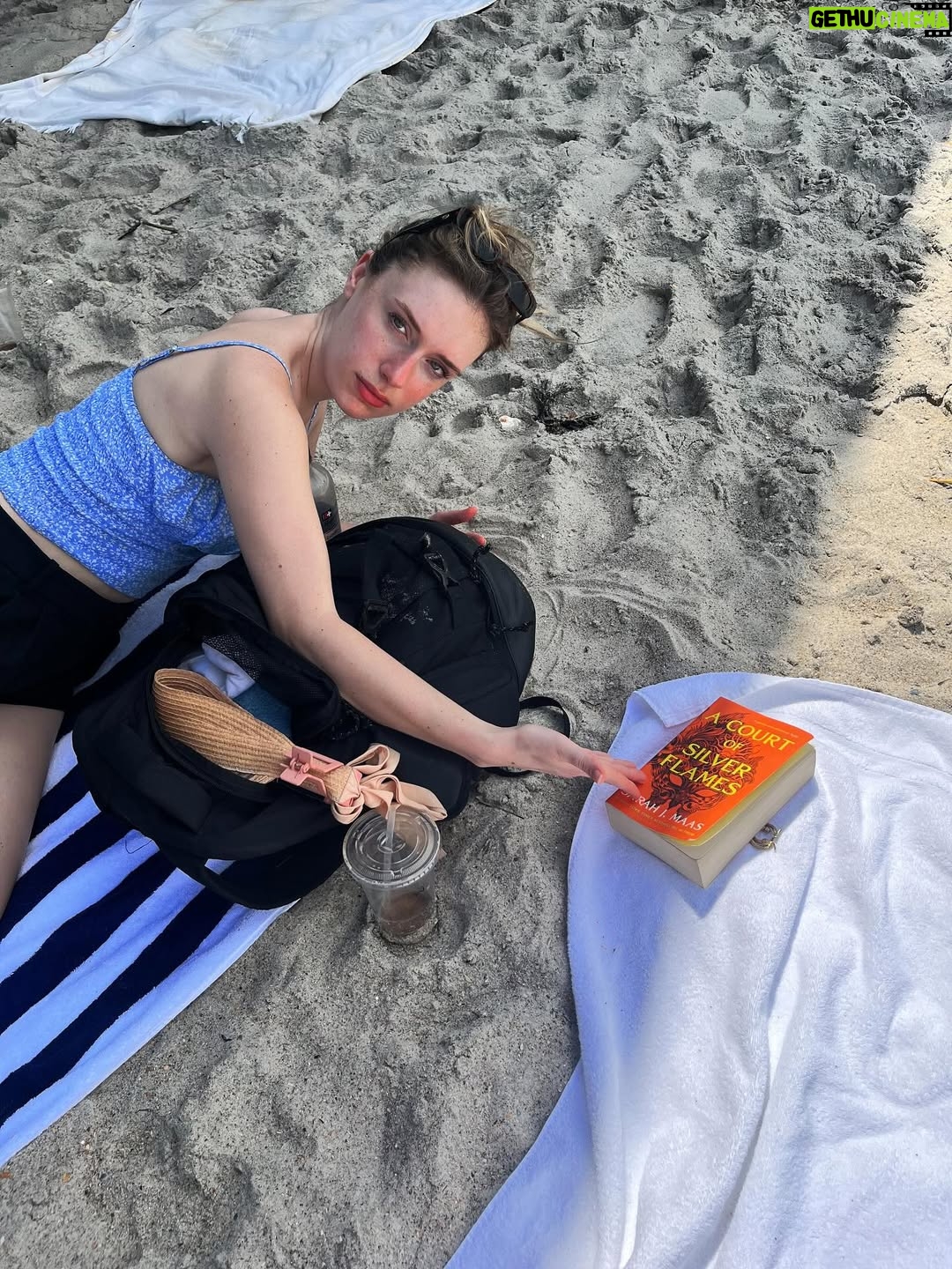 Emma Ishta - 1.8K Likes - Episode 4 of The Summer I Turned Pretty is out now (the first one you get a glimpse of me in). I can’t begin to describe the gift this show was to me. As it is for so many fans, Cousins was a place of respite in my life at a time I really needed it.

It was a place of beach going, late night ice cream eating, band seeing, big dinnering, volleyball observing, fun at working, much laughing, soul healing. This cast and crew work so hard and are such good people, they really deserve all the love and support.

I’m deeply grateful to @jennyhan for having me along as well as @davidrapaport @thesummeriturnedpretty @primevideo 

Summer Never Ends!