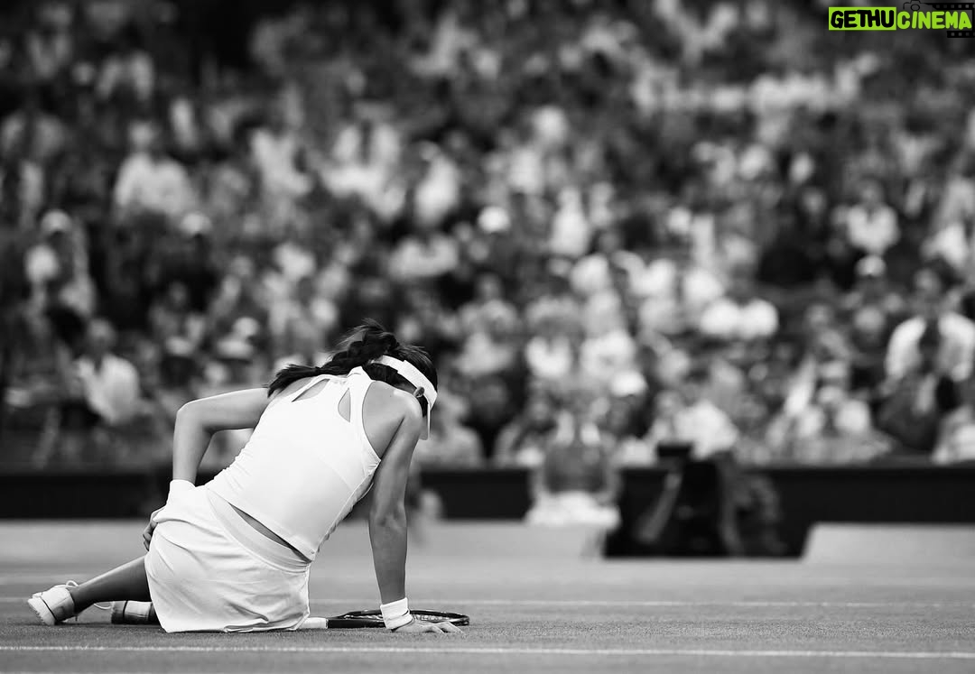 Emma Raducan - 386.3K Likes - Many feelings to compute but that was a mega night to have been part of.⚡️Thank you for the thrilling energy and atmosphere💡♥️
good luck for the rest of the way @arynasabalenka