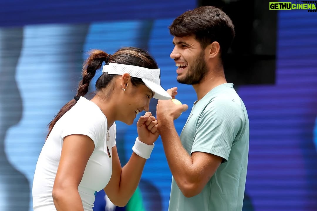 Emma Raducan - 367.1K Likes - de locos!! @carlitosalcarazz 🎊🤩gracias partner, had so much fun.