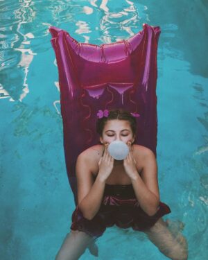 Emma Schweiger Instagram -