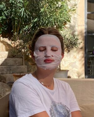 Emma Schweiger Instagram - mask on