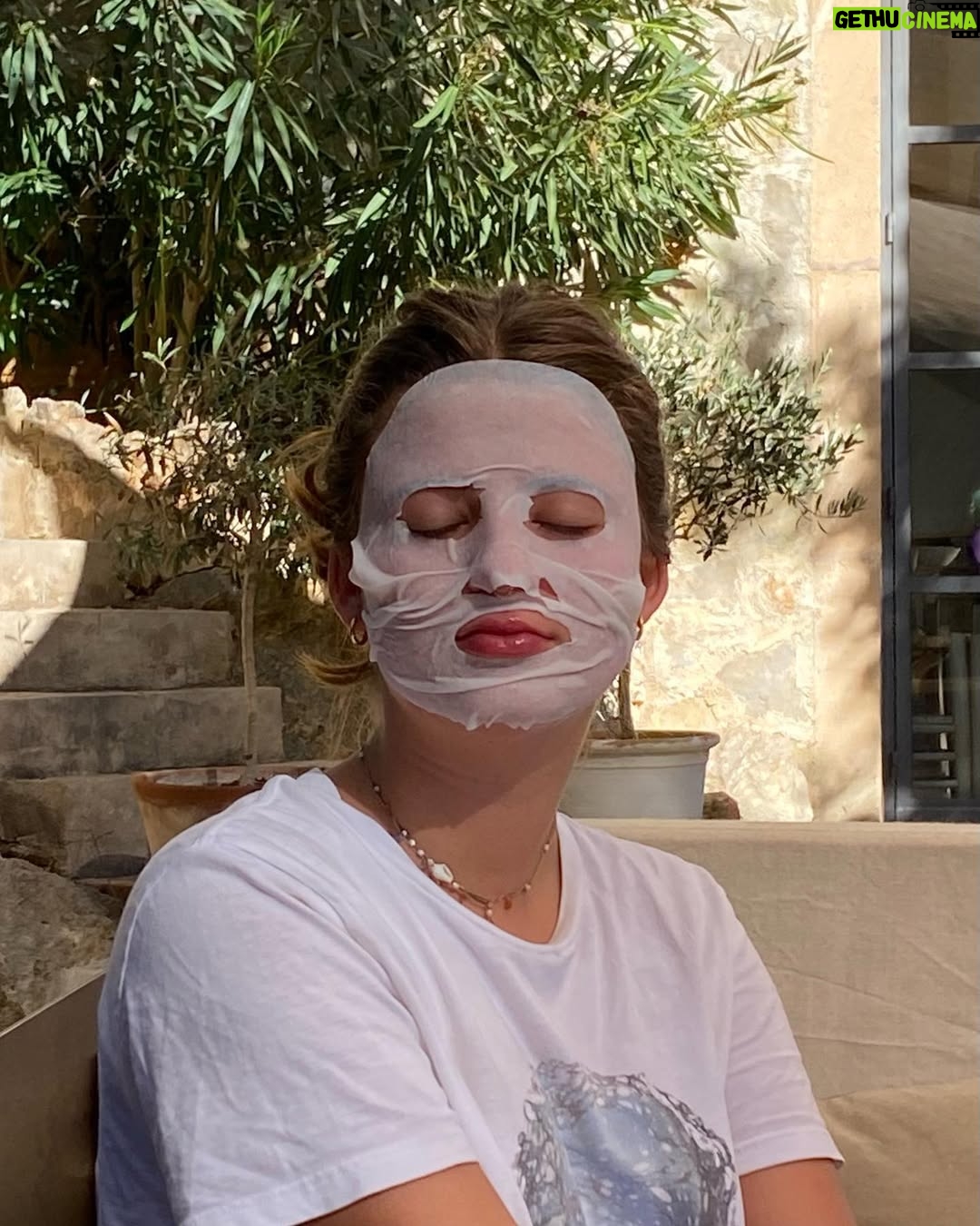 Emma Schweiger - 12.1K Likes - mask on
