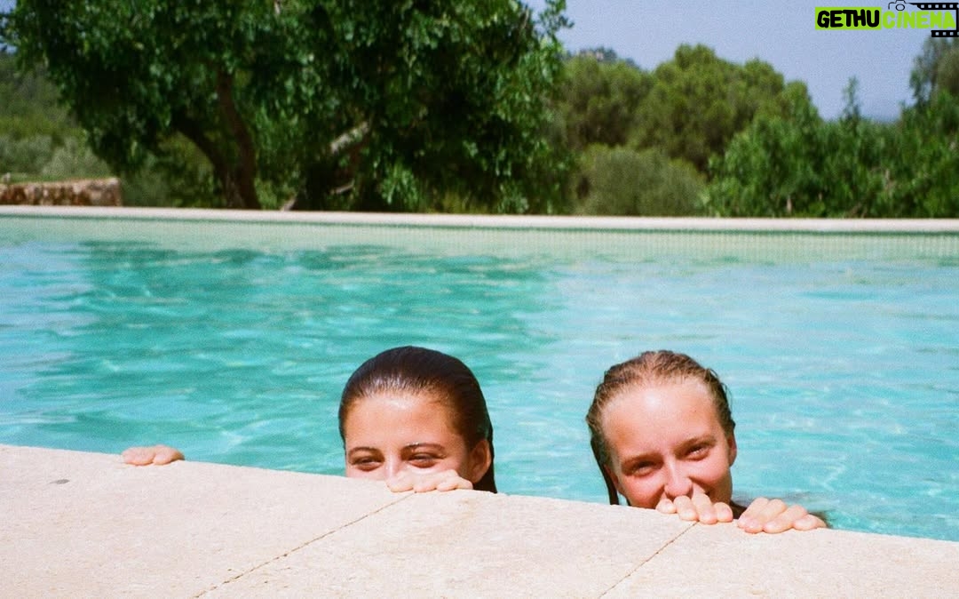 Emma Schweiger - 14.1K Likes - couple summers ago 🫂