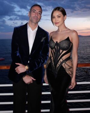 Engfa Waraha Instagram - A night of cinematic grace and empowerment with Red Sea at the Cannes Film Festival. Thank you for this exceptional experience.🤍
#ENGFAxRedSeaIFF
#อิงฟ้ามหาชน
#EngfaWaraha
#RedSeaIFF
#WomenInCinema
#CannesFilmFestival
#Cannes2025
@RedSeaFilm
@deadline