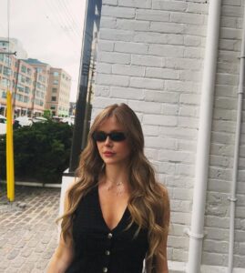 Actress Erin Moriarty HD Photos and Wallpapers July 2025
