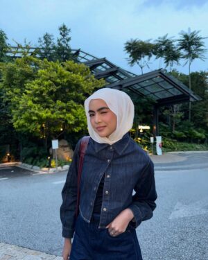 Erysha Emyra Instagram - Lama tak berangan sikit 🙂↔️