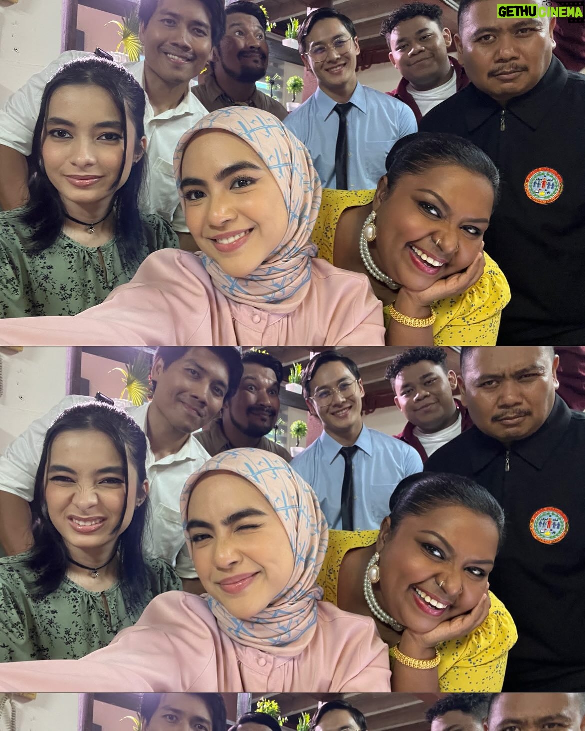 Erysha Emyra - 17.7K Likes - Sedikit memori bersama mereka semasa Ofis Politik 🫶🏼

Memori yang akan sentiasa dirindui. Terima kasih untuk kenangan yang indah 🤍

Final episode tonight, Astro Ria, 9PM. Jumpa sebentar lagi. 

#OfisPolitik