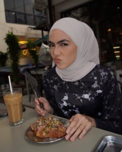 Actress Erysha Emyra HD Photos and Wallpapers January 2025