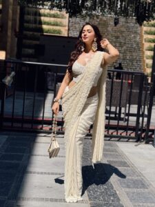 Actress Eshanya Maheshwari HD Photos and Wallpapers October 2025
