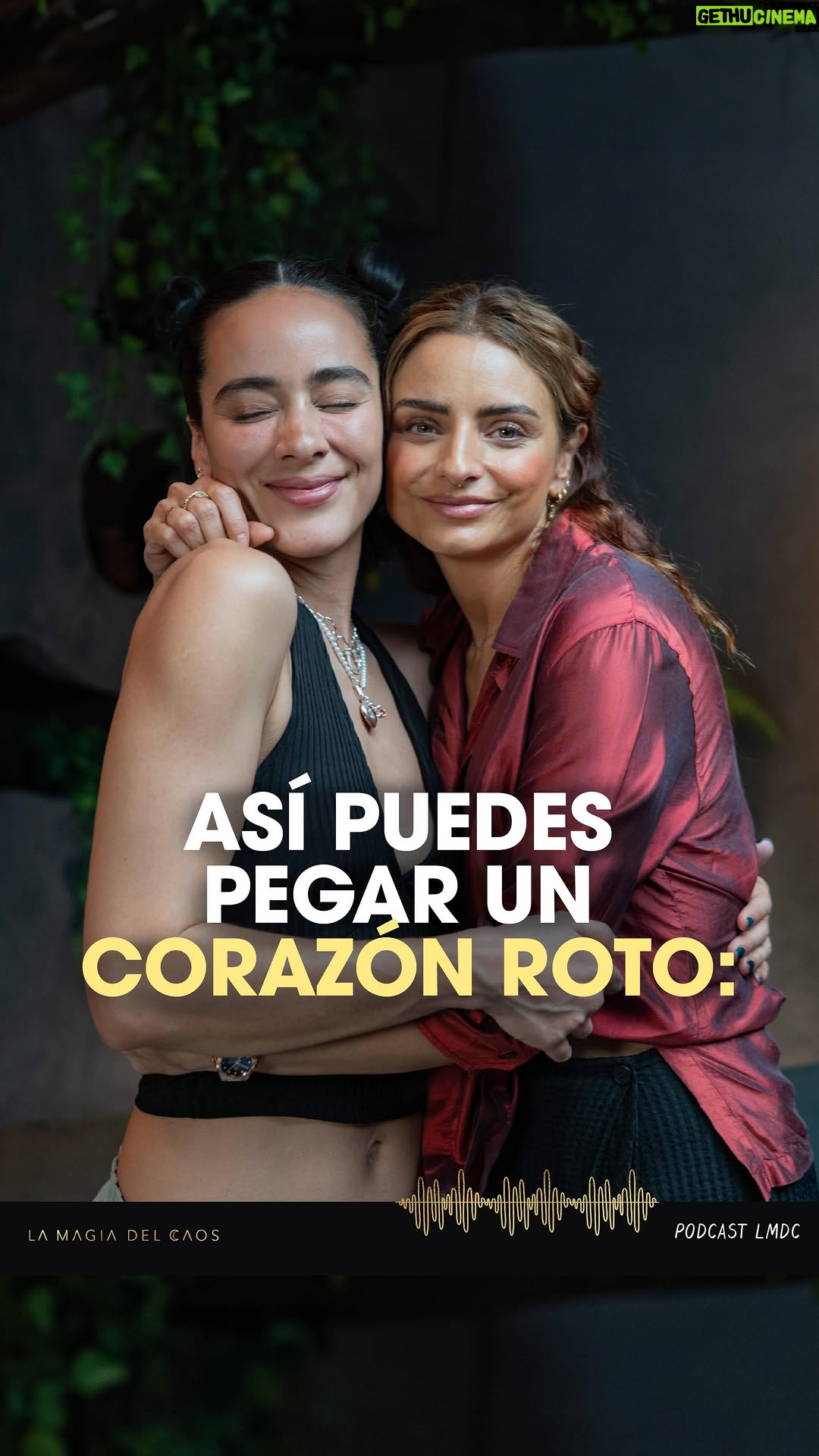 Esmeralda Pimentel - 23.5K Likes - Hacernos cargo de lo que nos corresponde en nuestras relaciones de pareja es de lo más incómodo durante una ruptura y en el episodio “Reconocer mi poder me liberó” con @esmepimentel me contó cómo fue este proceso para ella. También hablamos de: 

-  Cómo es crecer con un padre ambivalente, cariñoso y violento al mismo tiempo
-  Haber sido una niña que sufrió abuso y no fue escuchada
-  Masculinizarse como mecanismo de defensa para sentirse segura
-  Enfrentar la infidelidad en una relación y reconocer su parte en esa historia
-  Aprender a soltar a tiempo y ponerse a ella como prioridad

✨ ¡Cuéntame en los comentarios qué opinas sobre este episodio! 👇

*¡Escucha este episodio completo del podcast en Youtube y TODAS las plataformas de audio (incluyendo Spotify, Apple Podcasts y Amazon Music)