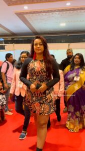 Actress Ester Noronha HD Photos and Wallpapers January 2026