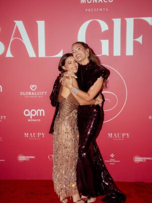 Eva Longoria Instagram - What a beautiful night! So proud of the team behind the @globalgiftfoundation galas and all the people who support our cause🤍 Special thank you to @hoteldeparismc, @apmmonaco, and @montecarlosbm! #mymontecarlo