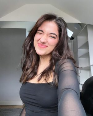 Eva Sharma Instagram - 🐼🖤