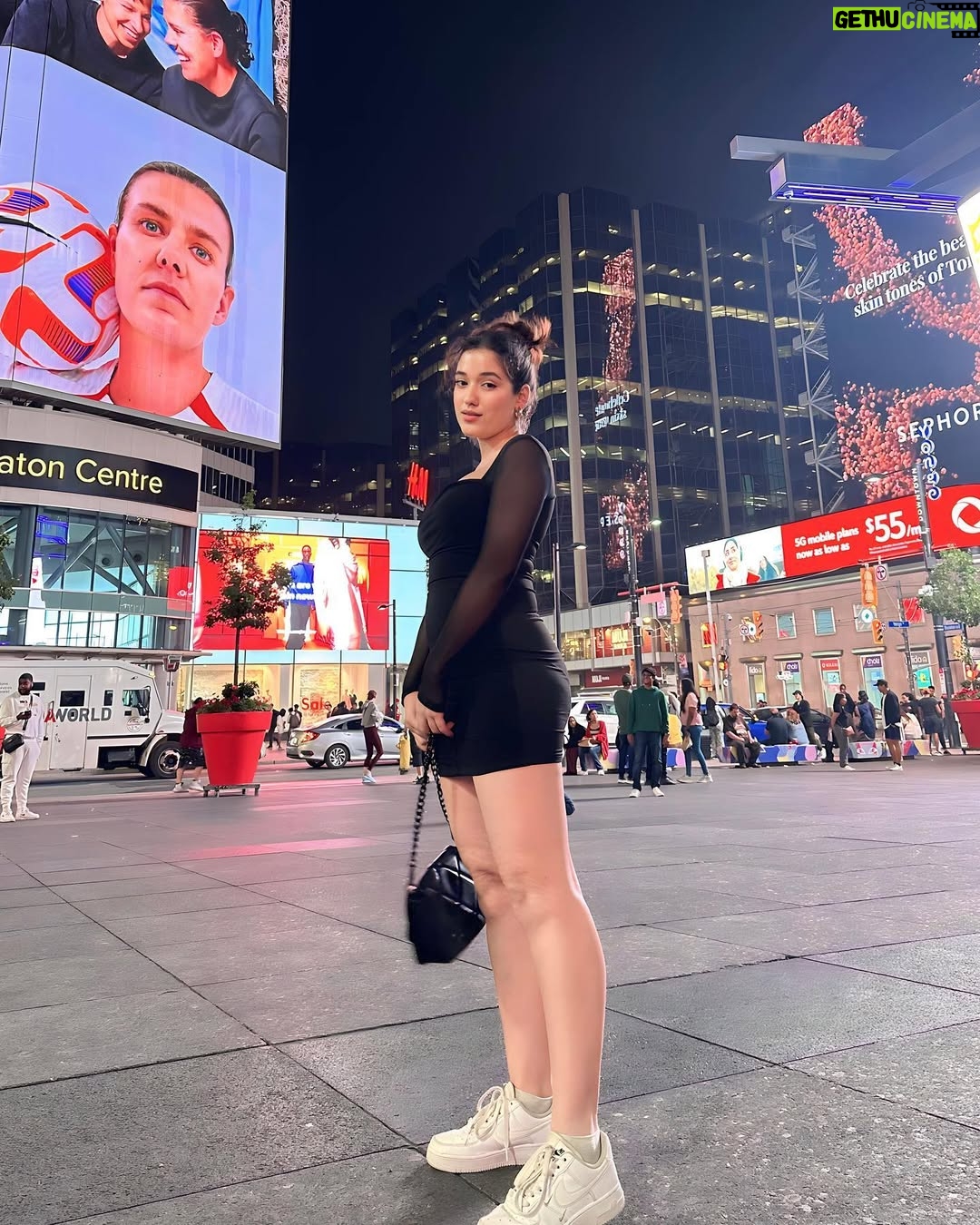 Eva Sharma - 24.2K Likes - Summer nights and city lights ✨